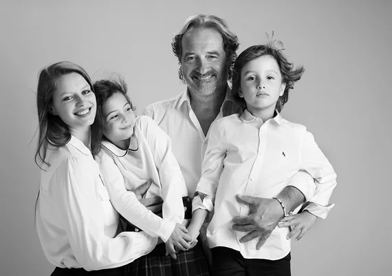 Photographe professionnel à Luxembourg - Shooting photo de portrait au studio de familles