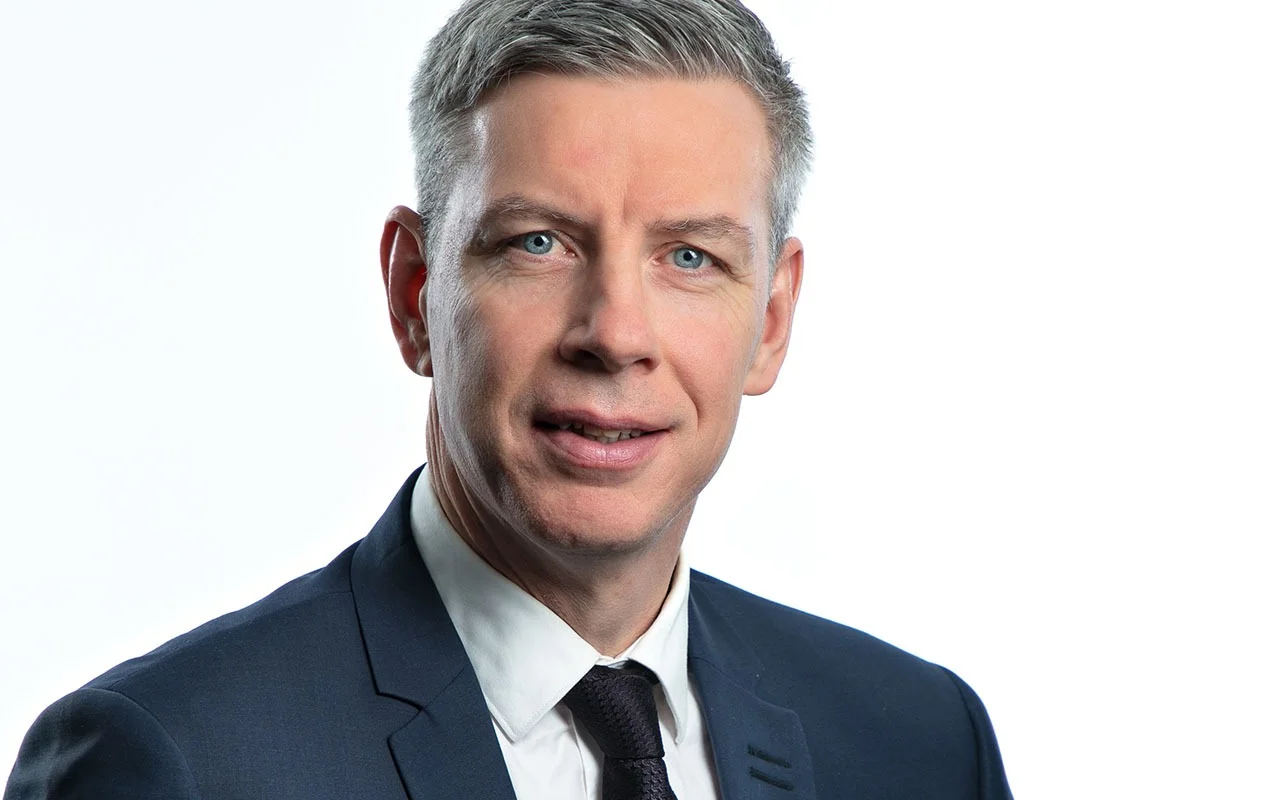 Photographe Headshot à Luxembourg (Corporate Headshot & Portrait for companies) - Vincent Flamion